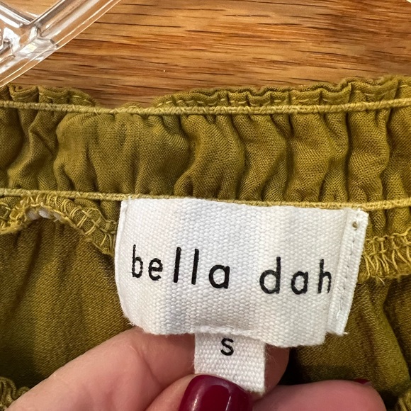 Bella Dahl Satin Shirred Top - Picture 3 of 6